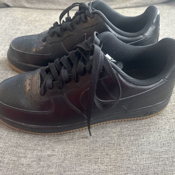 Nike Air Force 1 .swoosh Size 10 Black